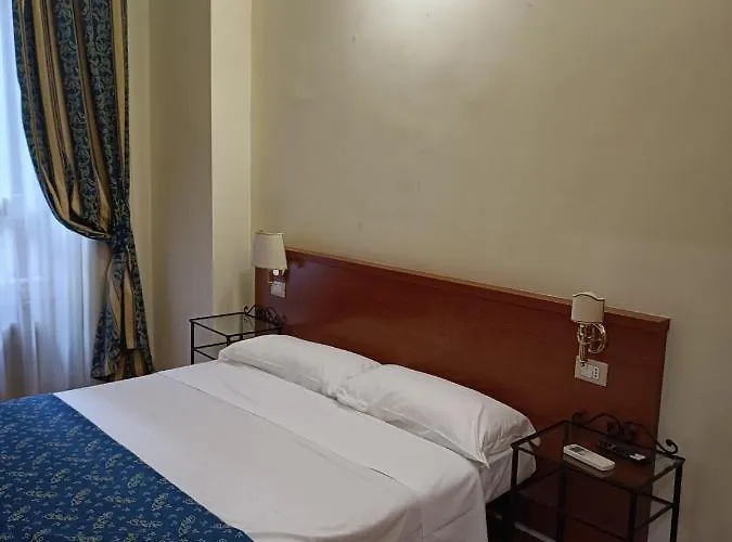 Opera Italian Konukevi 3*